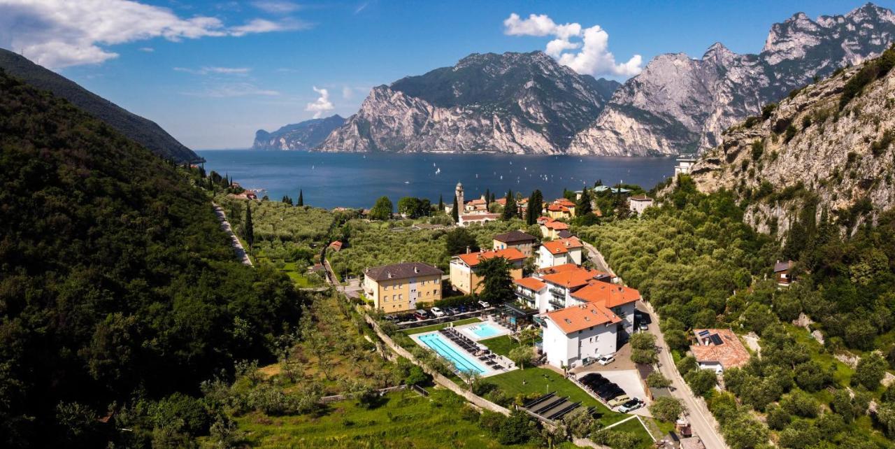 Aktivhotel Santalucia Torbole Sul Garda Eksteriør bilde