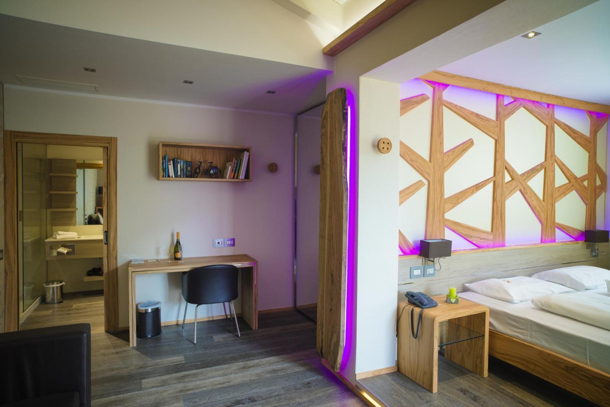 Aktivhotel Santalucia Torbole Sul Garda Rom bilde
